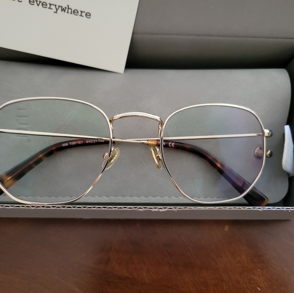 TIJN blue light filter classes in Thomas frame - Picture 3 of 3